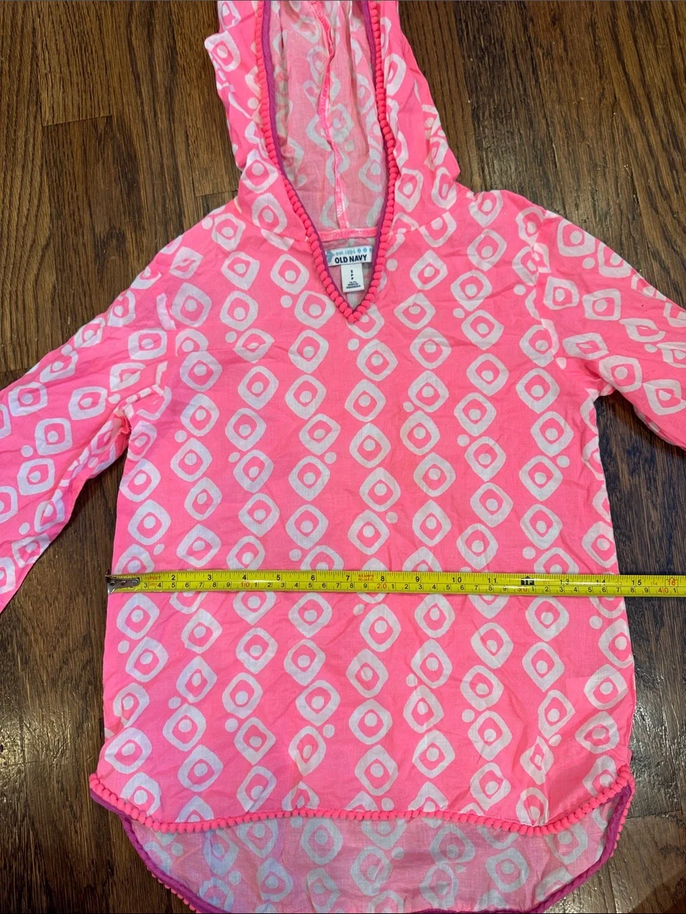 Old Navy Hot Pink Hooded Coverup with White Geometric Print size S 6-7